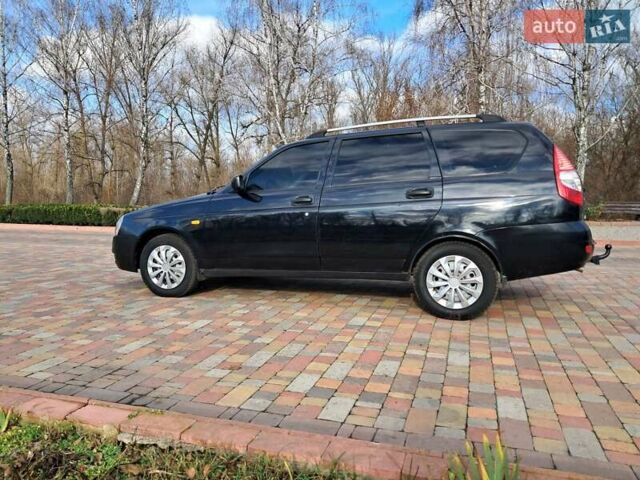 Черный ВАЗ 2171 Priora, объемом двигателя 1.6 л и пробегом 208 тыс. км за 2499 $, фото 2 на Automoto.ua