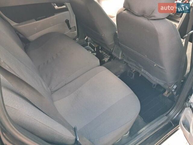 Черный ВАЗ 2171 Priora, объемом двигателя 1.6 л и пробегом 208 тыс. км за 2499 $, фото 12 на Automoto.ua