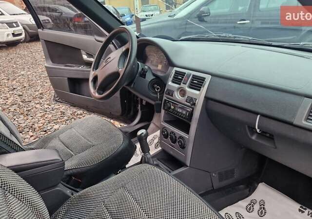 Черный ВАЗ 2171 Priora, объемом двигателя 1.6 л и пробегом 250 тыс. км за 2550 $, фото 23 на Automoto.ua