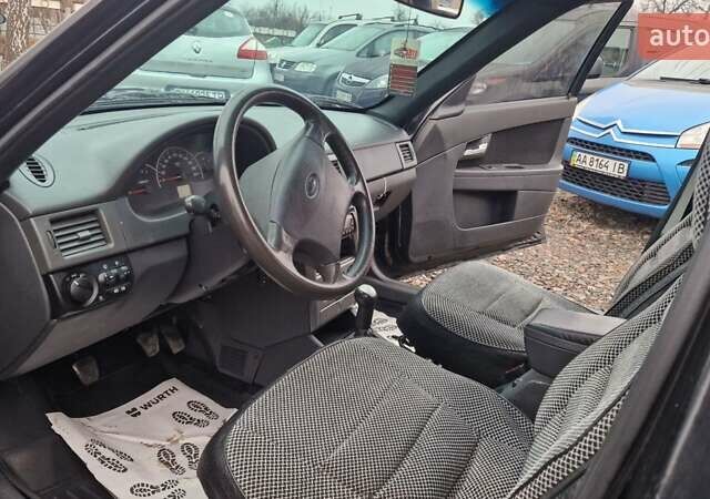 Черный ВАЗ 2171 Priora, объемом двигателя 1.6 л и пробегом 250 тыс. км за 2550 $, фото 21 на Automoto.ua
