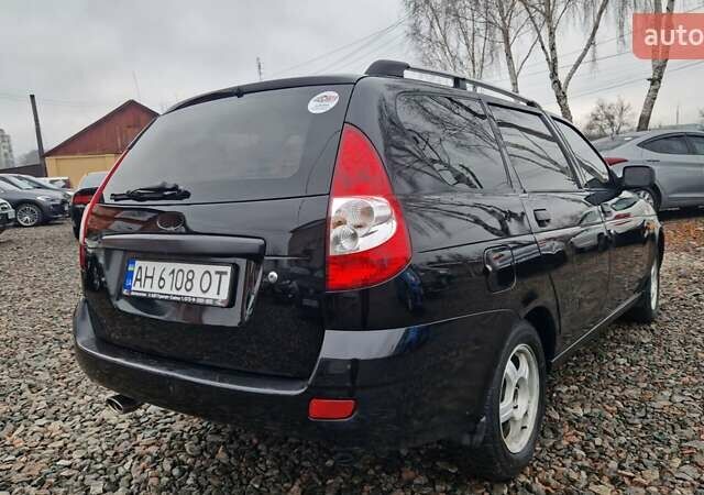 Черный ВАЗ 2171 Priora, объемом двигателя 1.6 л и пробегом 250 тыс. км за 2550 $, фото 2 на Automoto.ua