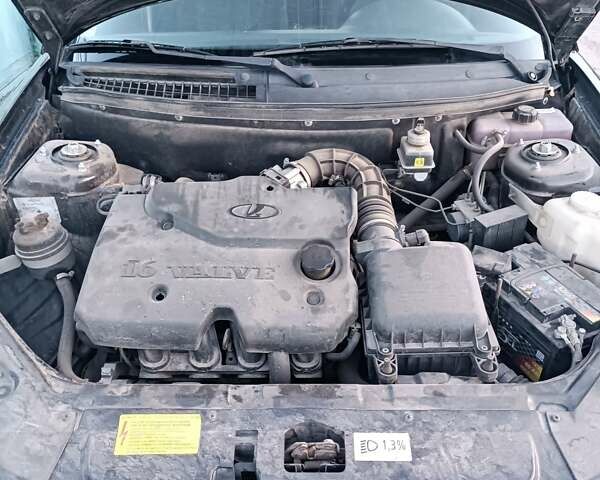 ВАЗ 2171 Priora 2012 в Первомайск на Automoto.ua Черный ВАЗ 2171 Priora, объемом двигателя 1.6 л и пробегом 162 тыс. км за 3200 $, фото 4 на Automoto.ua