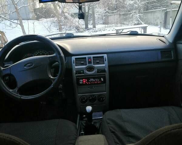Черный ВАЗ 2171 Priora, объемом двигателя 1.6 л и пробегом 150 тыс. км за 3600 $, фото 14 на Automoto.ua