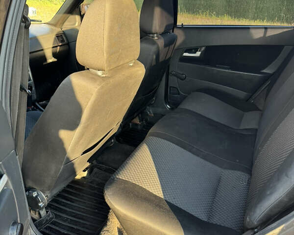 Чорний ВАЗ 2171 Priora, об'ємом двигуна 1.6 л та пробігом 300 тис. км за 2000 $, фото 9 на Automoto.ua