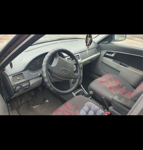 Коричневий ВАЗ 2171 Priora, об'ємом двигуна 1.6 л та пробігом 140 тис. км за 2500 $, фото 4 на Automoto.ua