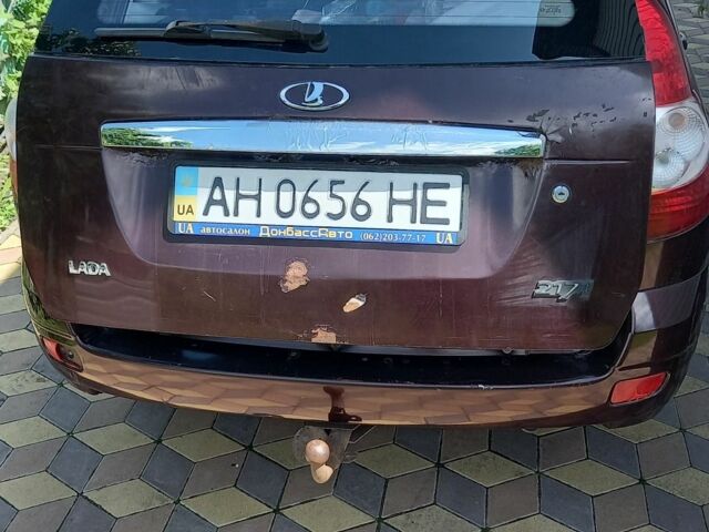 Красный ВАЗ 2171 Priora, объемом двигателя 1.6 л и пробегом 191 тыс. км за 1900 $, фото 13 на Automoto.ua