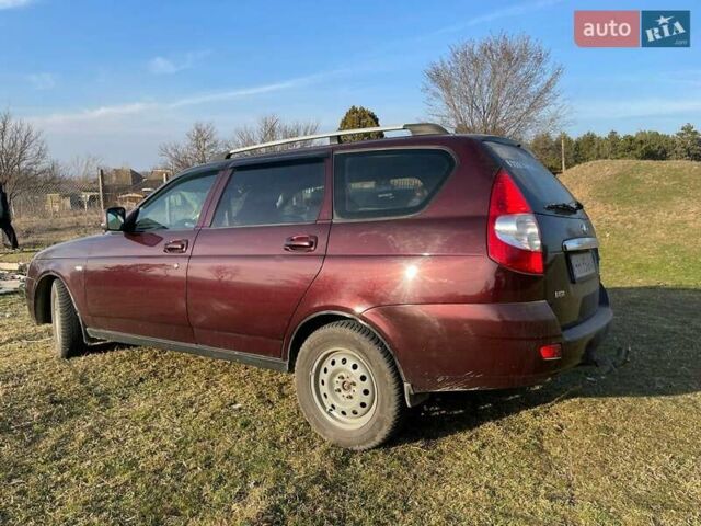 Красный ВАЗ 2171 Priora, объемом двигателя 1.6 л и пробегом 145 тыс. км за 2999 $, фото 14 на Automoto.ua