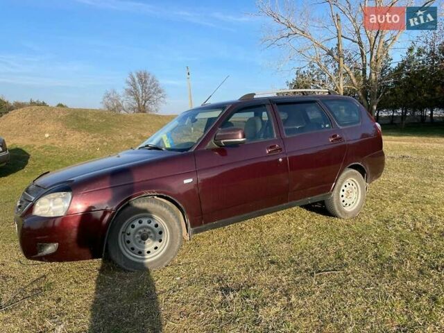 Красный ВАЗ 2171 Priora, объемом двигателя 1.6 л и пробегом 145 тыс. км за 2999 $, фото 13 на Automoto.ua
