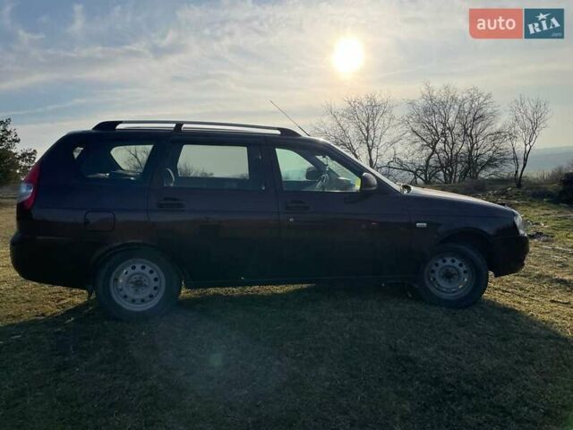 Красный ВАЗ 2171 Priora, объемом двигателя 1.6 л и пробегом 145 тыс. км за 2999 $, фото 17 на Automoto.ua