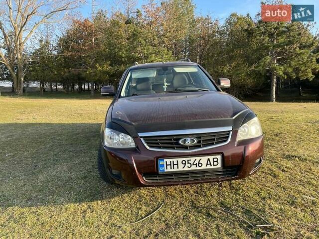 Красный ВАЗ 2171 Priora, объемом двигателя 1.6 л и пробегом 145 тыс. км за 2999 $, фото 11 на Automoto.ua