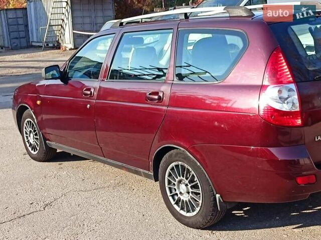 Красный ВАЗ 2171 Priora, объемом двигателя 1.6 л и пробегом 158 тыс. км за 2599 $, фото 5 на Automoto.ua