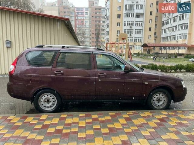 Красный ВАЗ 2171 Priora, объемом двигателя 1.6 л и пробегом 145 тыс. км за 2999 $, фото 7 на Automoto.ua