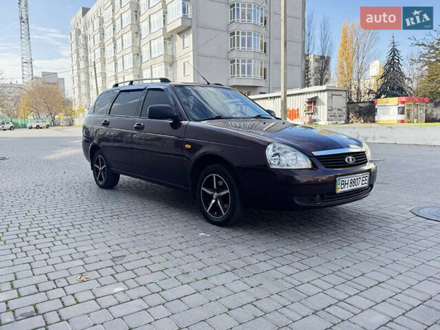 Красный ВАЗ 2171 Priora, объемом двигателя 1.6 л и пробегом 53 тыс. км за 4300 $, фото 4 на Automoto.ua