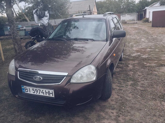 Красный ВАЗ 2171 Priora, объемом двигателя 1.6 л и пробегом 166 тыс. км за 4000 $, фото 3 на Automoto.ua