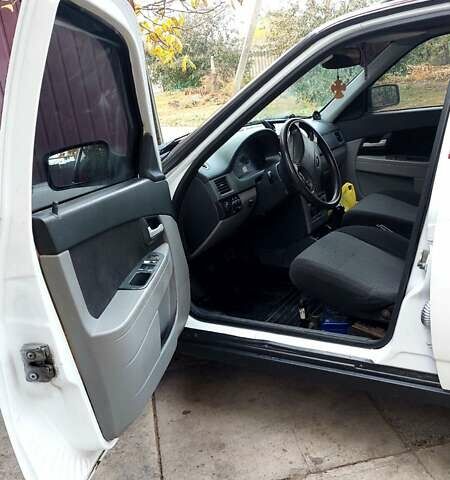 ВАЗ 2171 Priora, объемом двигателя 0 л и пробегом 360 тыс. км за 3500 $, фото 7 на Automoto.ua
