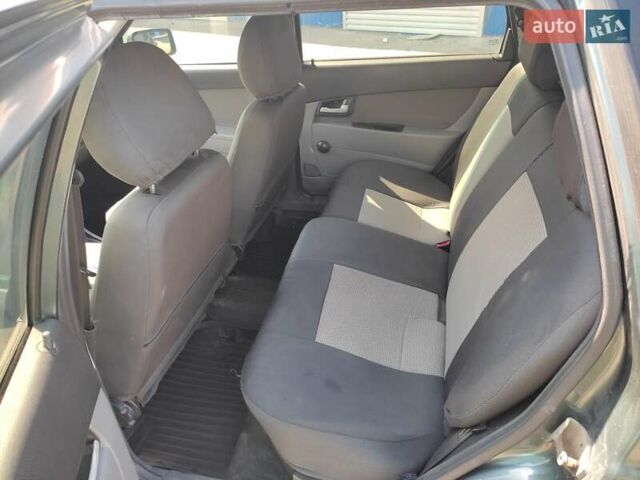 ВАЗ 2171 Priora, объемом двигателя 1.6 л и пробегом 194 тыс. км за 1800 $, фото 8 на Automoto.ua