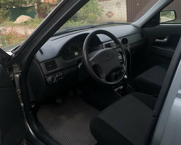ВАЗ 2171 Priora, об'ємом двигуна 1.6 л та пробігом 340 тис. км за 2600 $, фото 8 на Automoto.ua