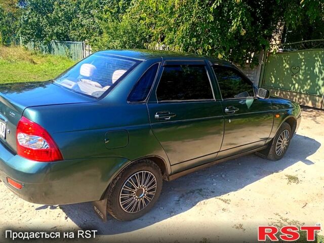 Серый ВАЗ 2171 Priora, объемом двигателя 1.6 л и пробегом 250 тыс. км за 2700 $, фото 1 на Automoto.ua