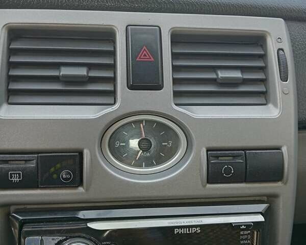 Сірий ВАЗ 2171 Priora, об'ємом двигуна 1.6 л та пробігом 238 тис. км за 2000 $, фото 3 на Automoto.ua