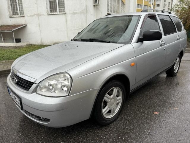 ВАЗ 2171 Priora 2009 у Харкові на Automoto.ua Сірий ВАЗ 2171 Priora, об'ємом двигуна 1.6 л та пробігом 139 тис. км за 3750 $, фото 1 на Automoto.ua