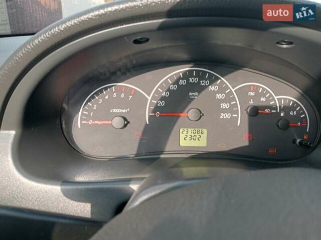 Сірий ВАЗ 2171 Priora, об'ємом двигуна 1.6 л та пробігом 238 тис. км за 2000 $, фото 5 на Automoto.ua