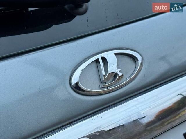 ВАЗ 2171 Priora 2010 у Ахтырке на Automoto.ua Сірий ВАЗ 2171 Priora, об'ємом двигуна 1.6 л та пробігом 135 тис. км за 2999 $, фото 38 на Automoto.ua