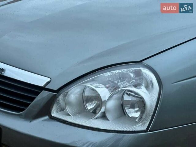 ВАЗ 2171 Priora 2010 у Ахтырке на Automoto.ua Сірий ВАЗ 2171 Priora, об'ємом двигуна 1.6 л та пробігом 135 тис. км за 2999 $, фото 9 на Automoto.ua