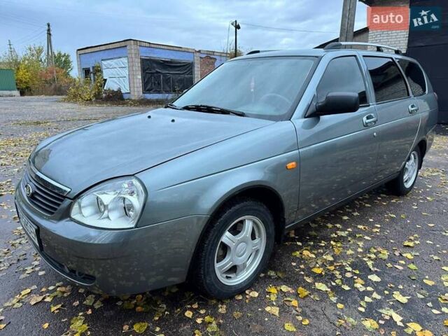 ВАЗ 2171 Priora 2010 у Ахтырке на Automoto.ua Сірий ВАЗ 2171 Priora, об'ємом двигуна 1.6 л та пробігом 135 тис. км за 2999 $, фото 11 на Automoto.ua