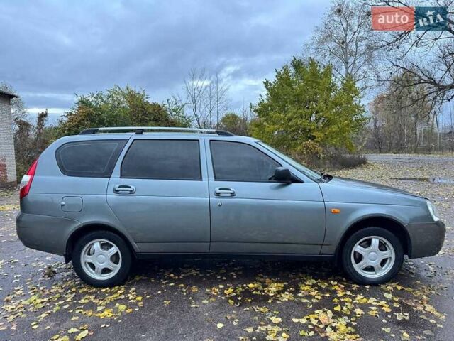 ВАЗ 2171 Priora 2010 у Ахтырке на Automoto.ua Сірий ВАЗ 2171 Priora, об'ємом двигуна 1.6 л та пробігом 135 тис. км за 2999 $, фото 16 на Automoto.ua