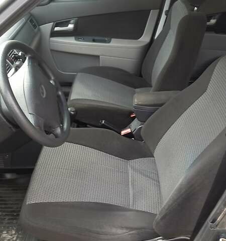 Серый ВАЗ 2171 Priora, объемом двигателя 1.6 л и пробегом 131 тыс. км за 2900 $, фото 2 на Automoto.ua