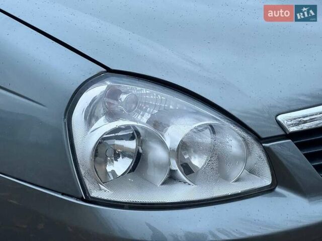 ВАЗ 2171 Priora 2010 у Ахтырке на Automoto.ua Сірий ВАЗ 2171 Priora, об'ємом двигуна 1.6 л та пробігом 135 тис. км за 2999 $, фото 1 на Automoto.ua