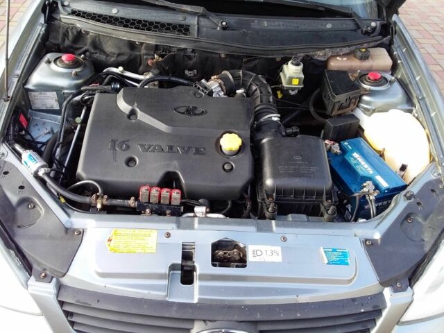 Сірий ВАЗ 2171 Priora, об'ємом двигуна 1.6 л та пробігом 270 тис. км за 3550 $, фото 7 на Automoto.ua