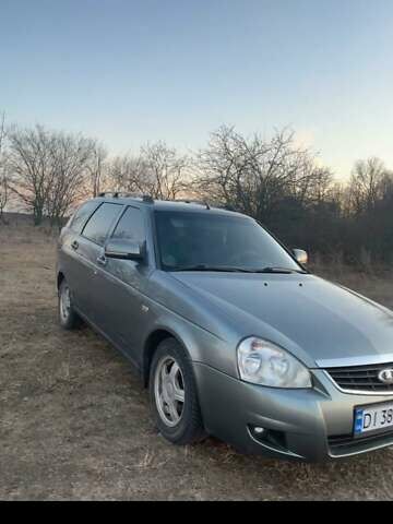 Сірий ВАЗ 2171 Priora, об'ємом двигуна 1.6 л та пробігом 200 тис. км за 4000 $, фото 1 на Automoto.ua