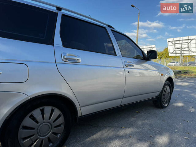 Серый ВАЗ 2171 Priora, объемом двигателя 1.6 л и пробегом 76 тыс. км за 3700 $, фото 6 на Automoto.ua