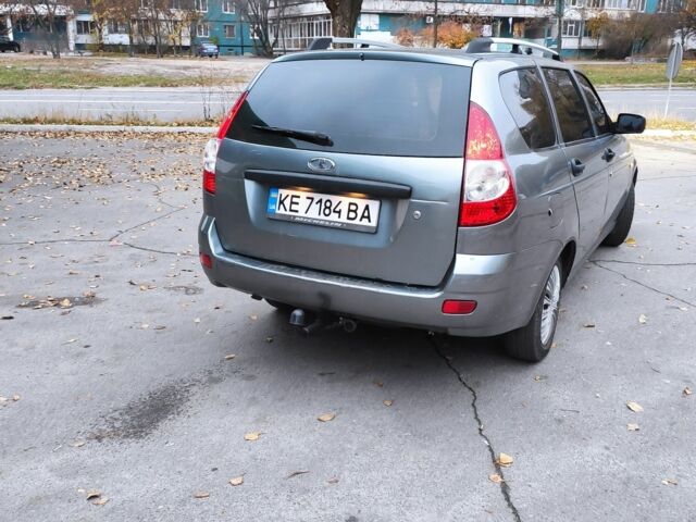 Серый ВАЗ 2171 Priora, объемом двигателя 1.6 л и пробегом 265 тыс. км за 2700 $, фото 4 на Automoto.ua