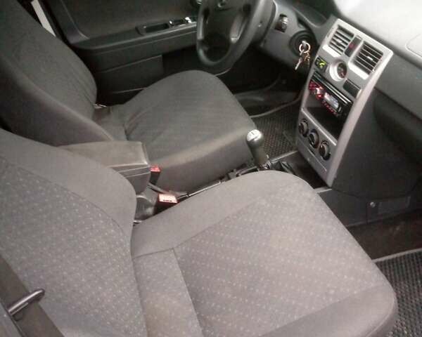 Серый ВАЗ 2171 Priora, объемом двигателя 1.6 л и пробегом 260 тыс. км за 1950 $, фото 4 на Automoto.ua