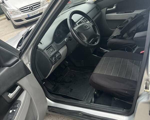 Серый ВАЗ 2171 Priora, объемом двигателя 1.6 л и пробегом 180 тыс. км за 2400 $, фото 7 на Automoto.ua