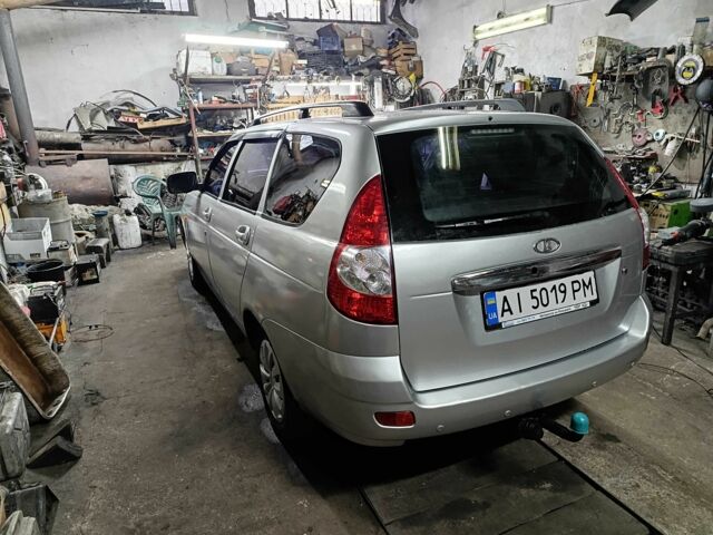 Серый ВАЗ 2171 Priora, объемом двигателя 1.6 л и пробегом 207 тыс. км за 2850 $, фото 5 на Automoto.ua