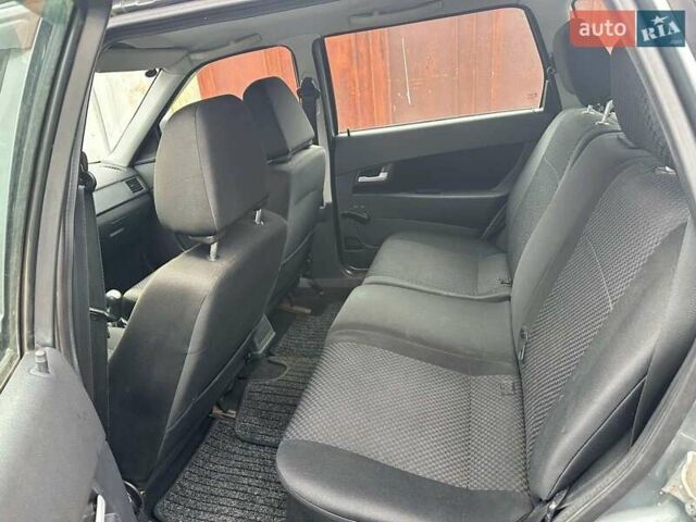 Серый ВАЗ 2171 Priora, объемом двигателя 1.6 л и пробегом 105 тыс. км за 3000 $, фото 3 на Automoto.ua