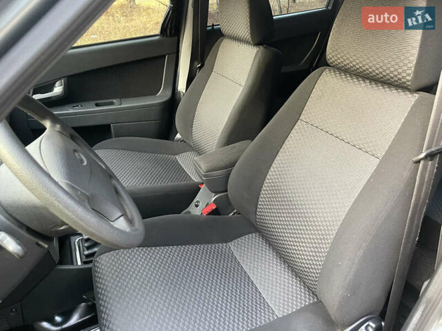 Сірий ВАЗ 2171 Priora, об'ємом двигуна 1.6 л та пробігом 24 тис. км за 4700 $, фото 122 на Automoto.ua