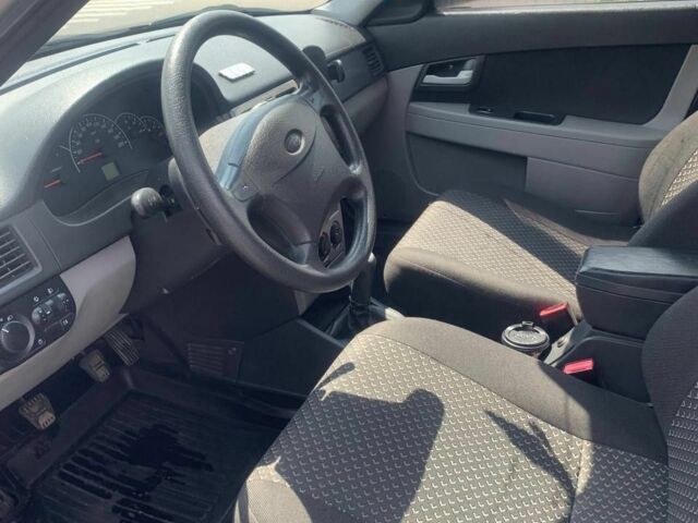 Сірий ВАЗ 2171 Priora, об'ємом двигуна 1.6 л та пробігом 110 тис. км за 2800 $, фото 7 на Automoto.ua