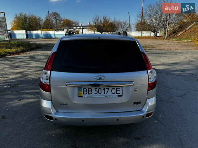 Серый ВАЗ 2171 Priora, объемом двигателя 1.6 л и пробегом 76 тыс. км за 3700 $, фото 5 на Automoto.ua