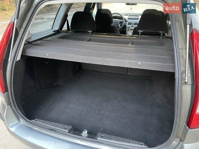 Сірий ВАЗ 2171 Priora, об'ємом двигуна 1.6 л та пробігом 24 тис. км за 4700 $, фото 140 на Automoto.ua