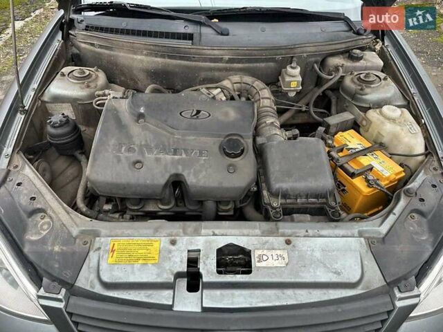 Серый ВАЗ 2171 Priora, объемом двигателя 1.6 л и пробегом 105 тыс. км за 3000 $, фото 10 на Automoto.ua