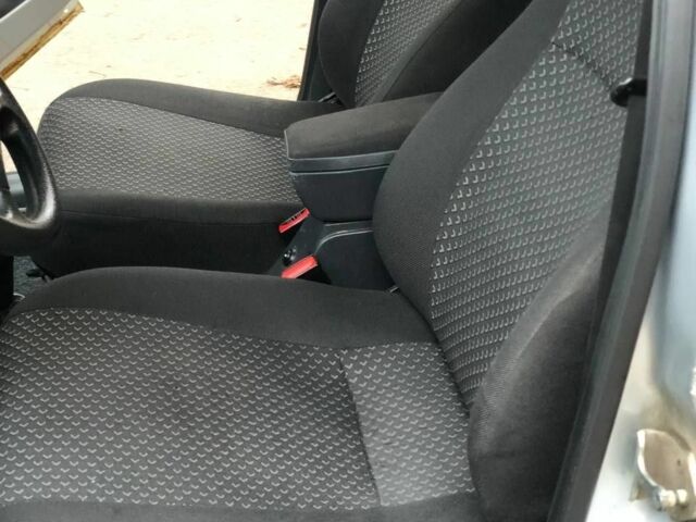 Серый ВАЗ 2171 Priora, объемом двигателя 1.6 л и пробегом 85 тыс. км за 3450 $, фото 12 на Automoto.ua