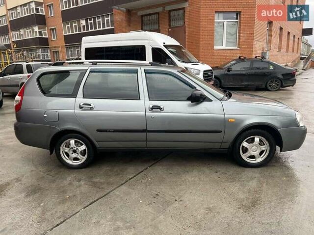 Серый ВАЗ 2171 Priora, объемом двигателя 1.6 л и пробегом 205 тыс. км за 2700 $, фото 5 на Automoto.ua