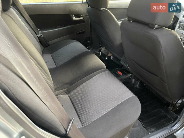 Сірий ВАЗ 2171 Priora, об'ємом двигуна 1.6 л та пробігом 24 тис. км за 4700 $, фото 84 на Automoto.ua