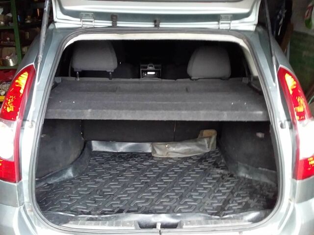 Сірий ВАЗ 2171 Priora, об'ємом двигуна 1.6 л та пробігом 270 тис. км за 3550 $, фото 6 на Automoto.ua