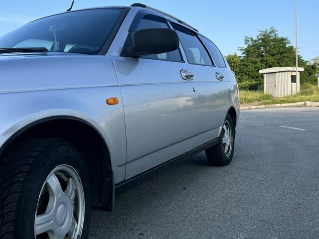 Серый ВАЗ 2171 Priora, объемом двигателя 1.6 л и пробегом 108 тыс. км за 2349 $, фото 3 на Automoto.ua