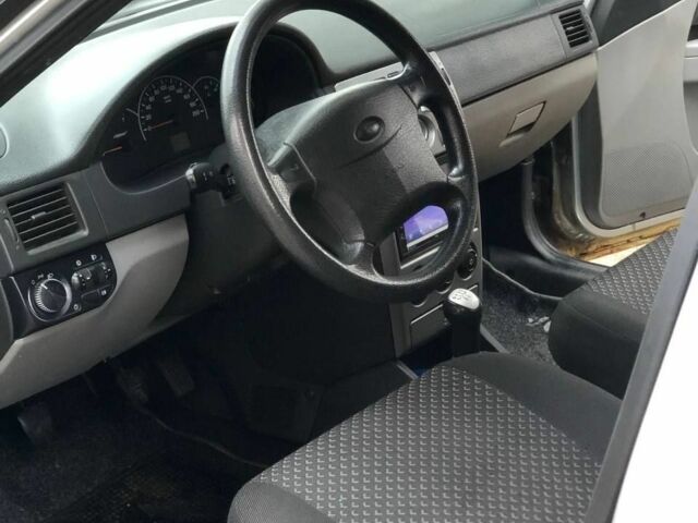 Серый ВАЗ 2171 Priora, объемом двигателя 1.6 л и пробегом 85 тыс. км за 3450 $, фото 13 на Automoto.ua